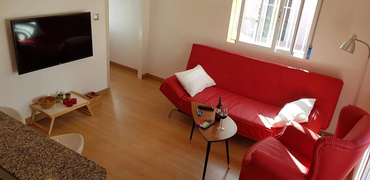 Bonito Atico Cerca De La Estacion De Buses Y Trenes Apartment Malaga