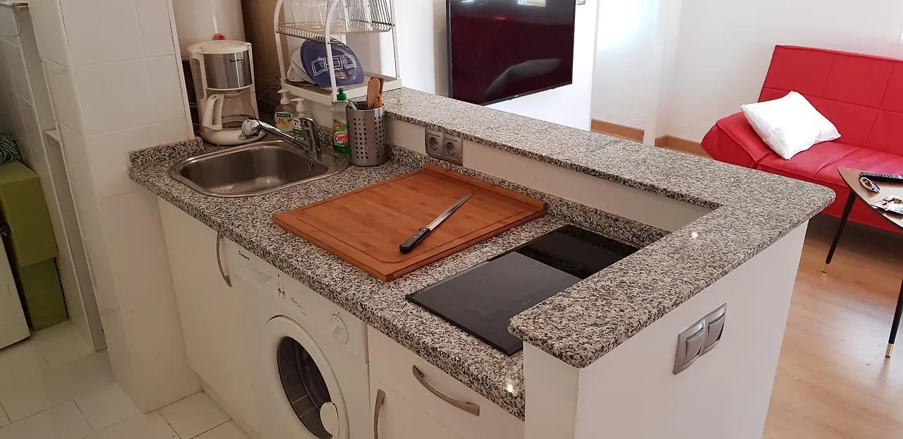 Bonito Atico Cerca De La Estacion De Buses Y Trenes Apartment Malaga